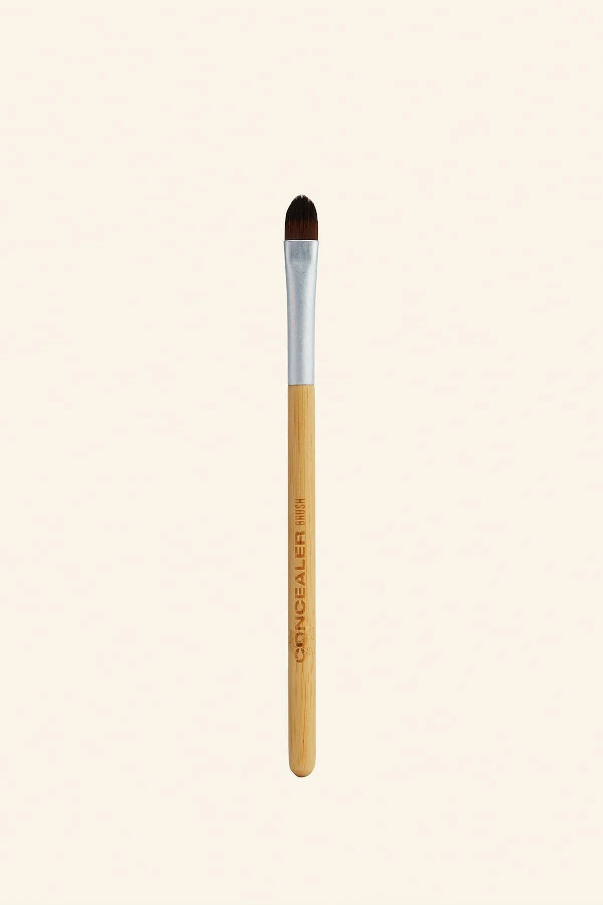 The Body Shop Bamboo Concealer Brush - Chivela