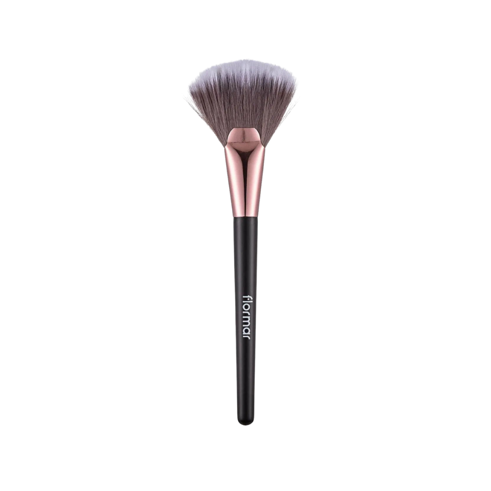 Flormar Flat & Fan-tipped Illuminating Brush - 011 - Chivela